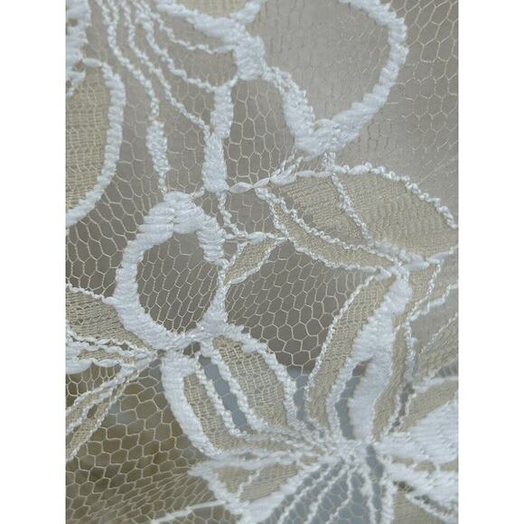 Alter’d State Floral Lace Sheer Gold Speck Cream Poncho Style Top Size Small - Picture 12 of 16